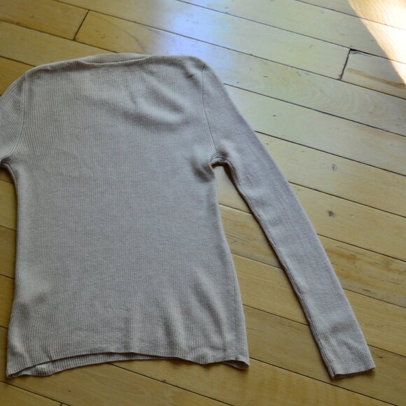 100% wool sweater for big girls teens - Picture 7 of 7